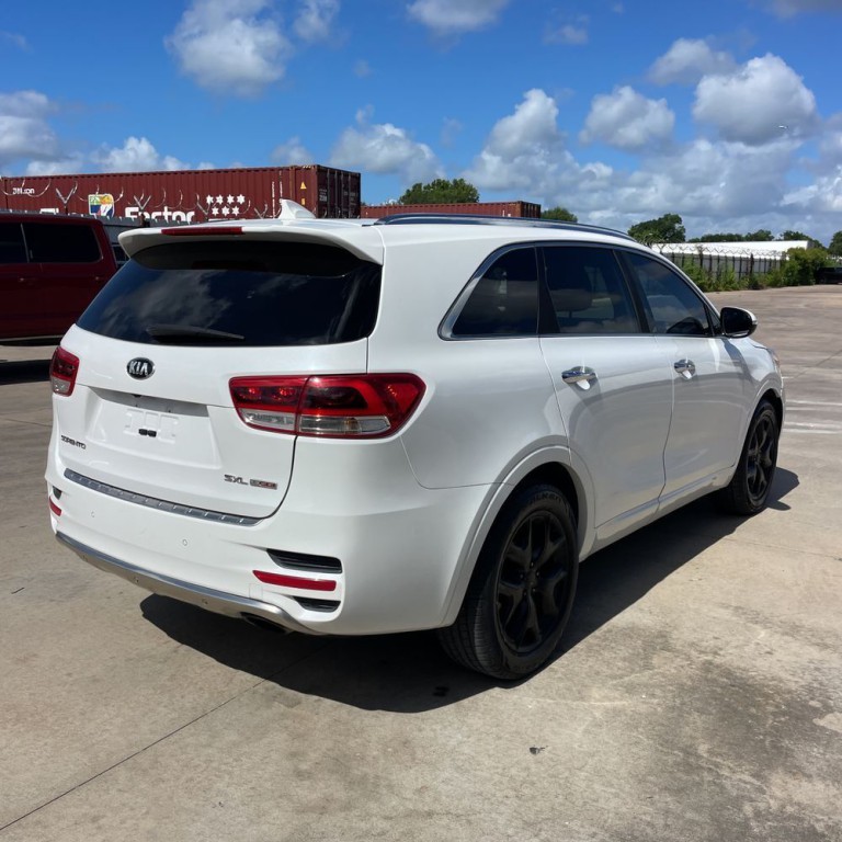 2016 Kia Sorento Image 6
