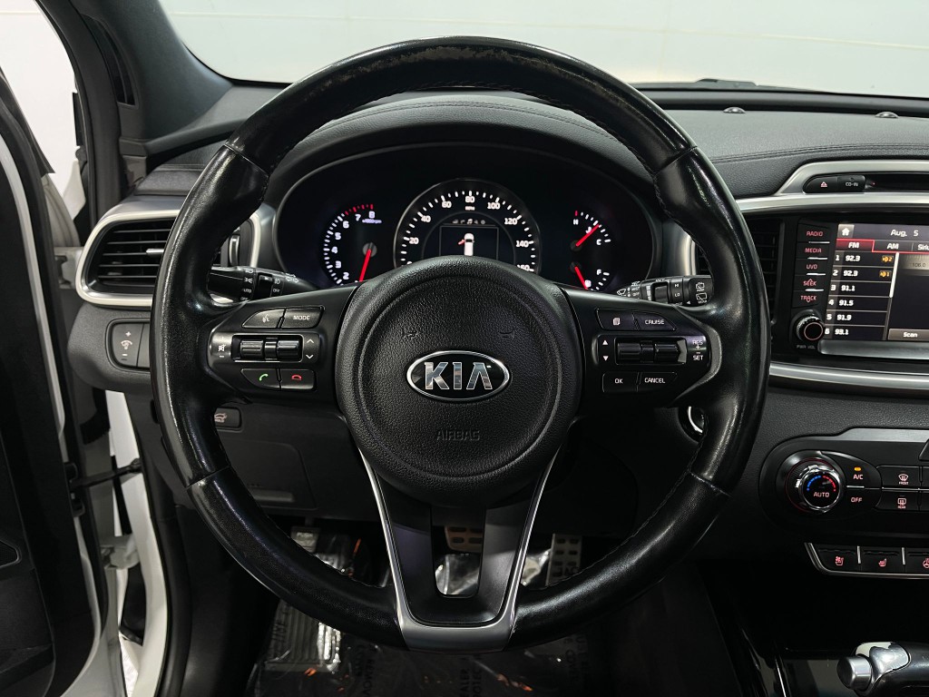 2016 Kia Sorento Image 21