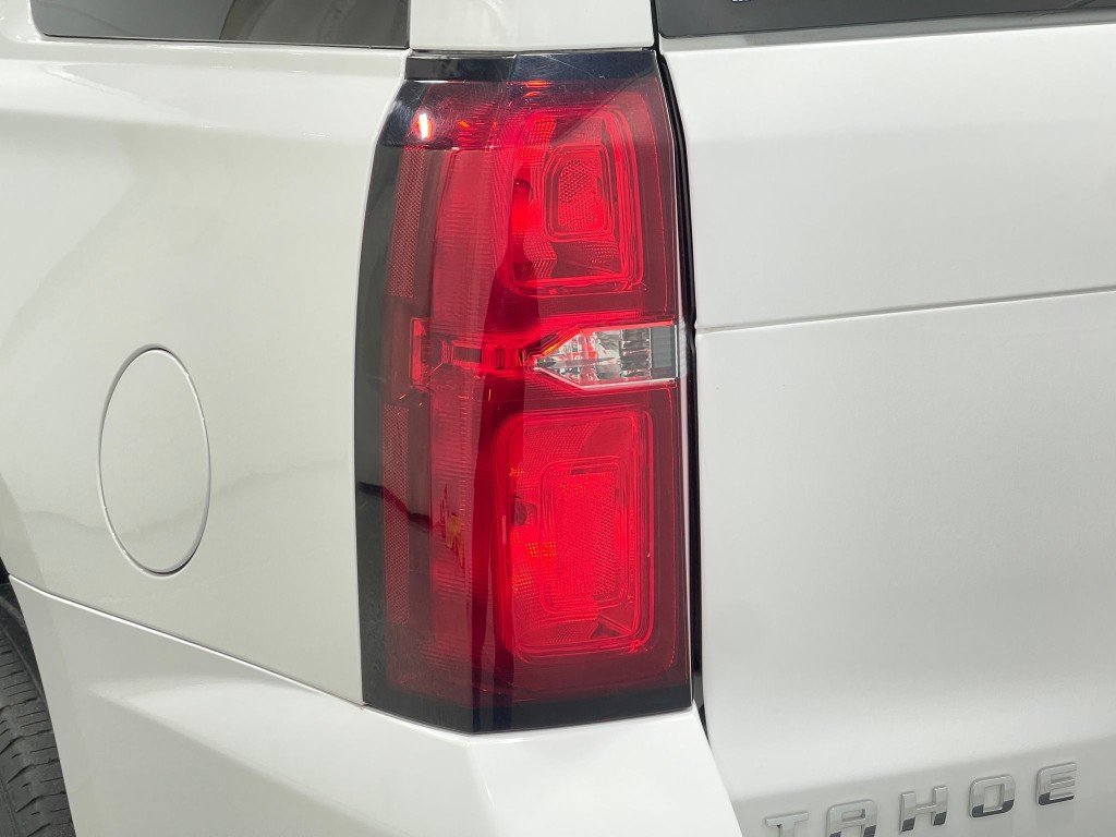 2017 Chevrolet Tahoe Image 36