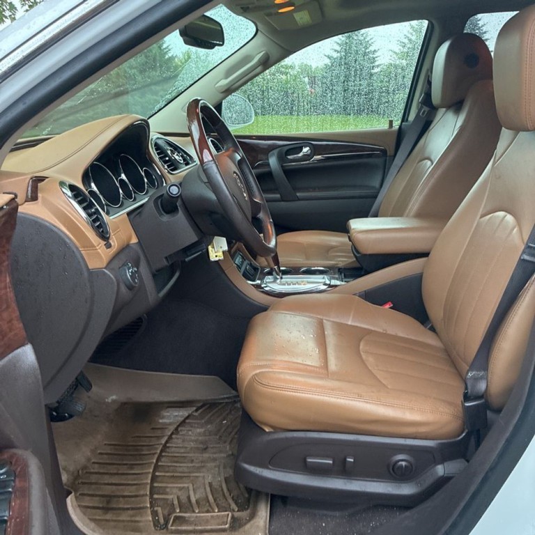 2017 Buick Enclave Image 9