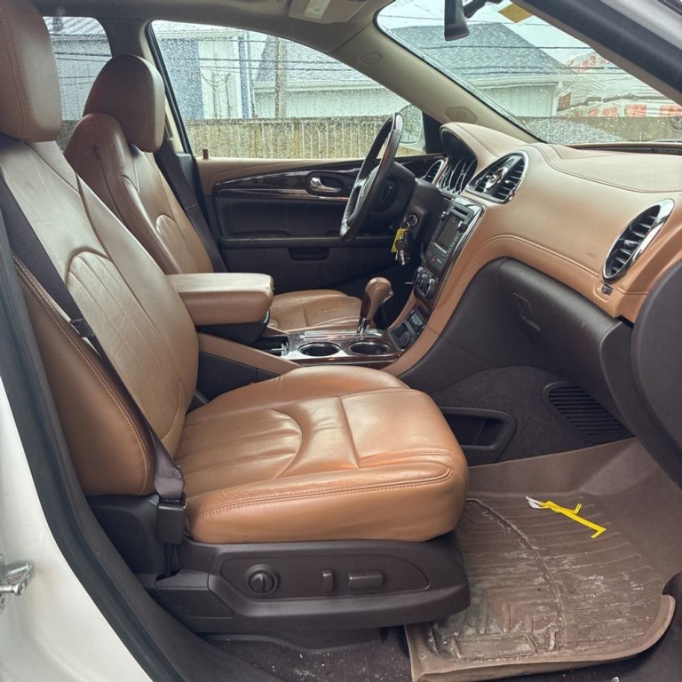 2017 Buick Enclave Image 10