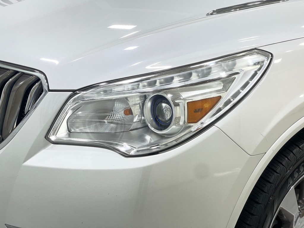 2017 Buick Enclave Image 34