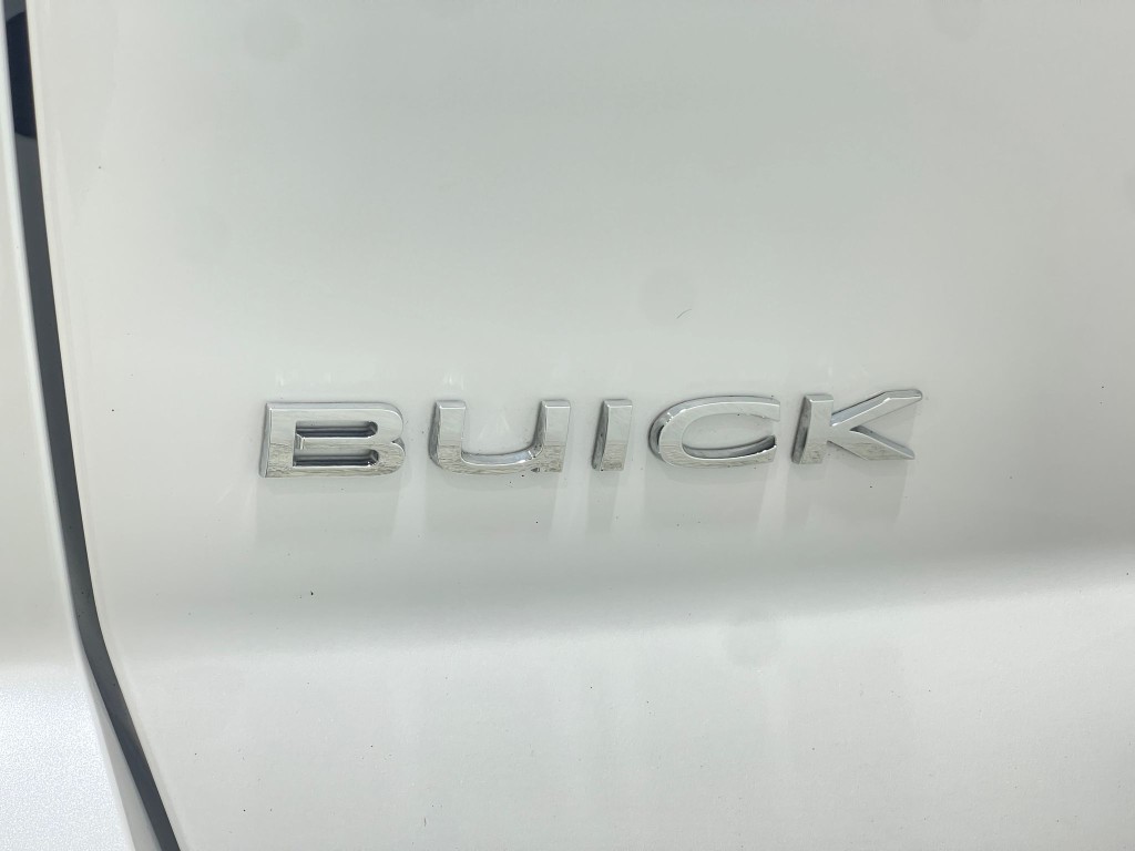2017 Buick Enclave Image 40