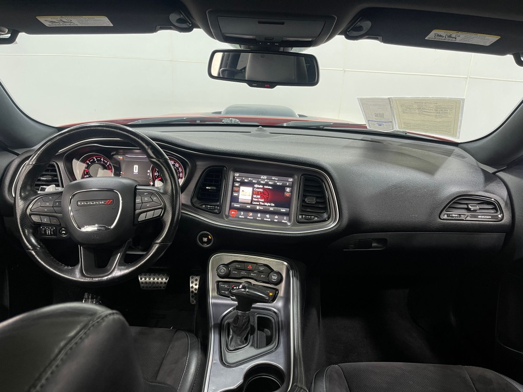 2018 Dodge Challenger Image 18