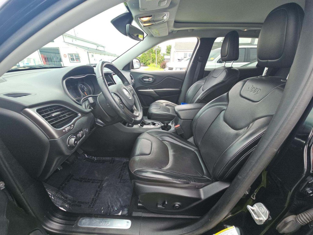 2019 Jeep Cherokee Image 5