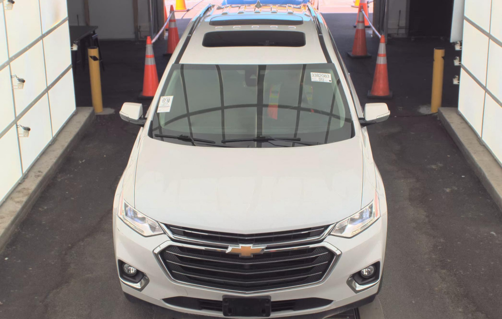 2019 Chevrolet Traverse Image 2