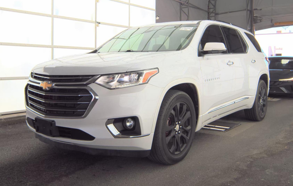 2019 Chevrolet Traverse Image 3