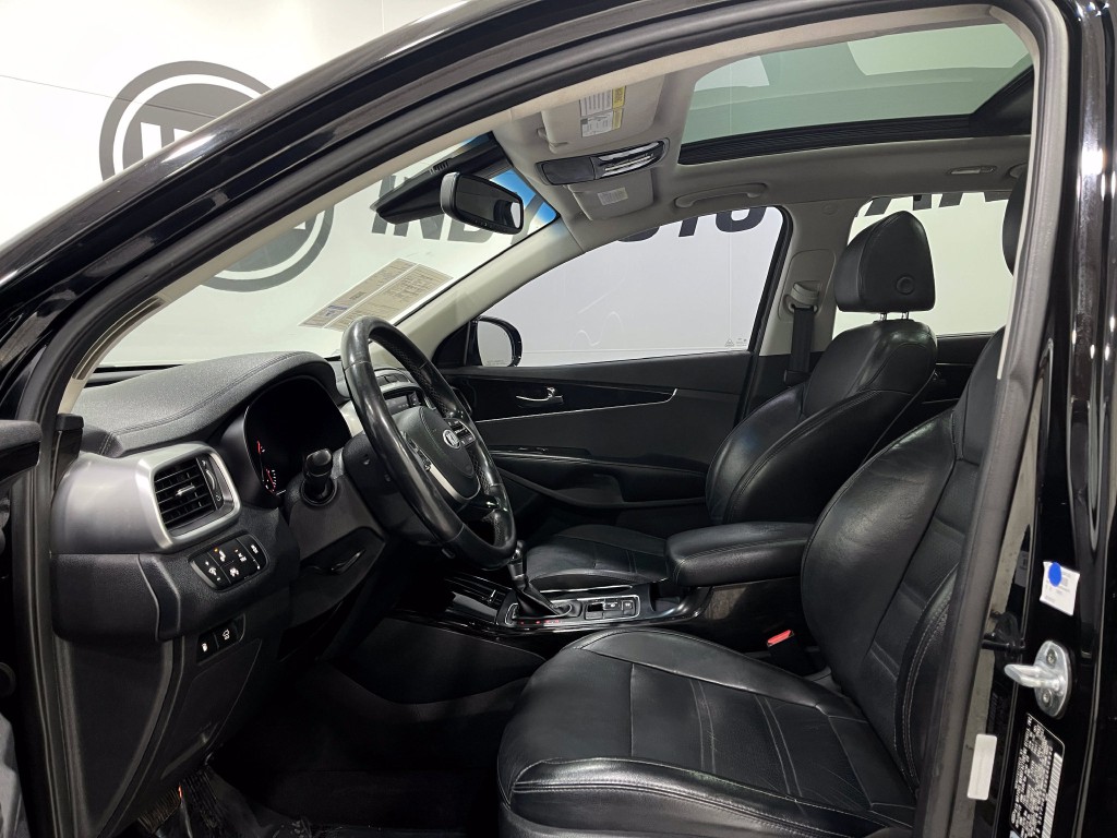 2019 Kia Sorento Image 13