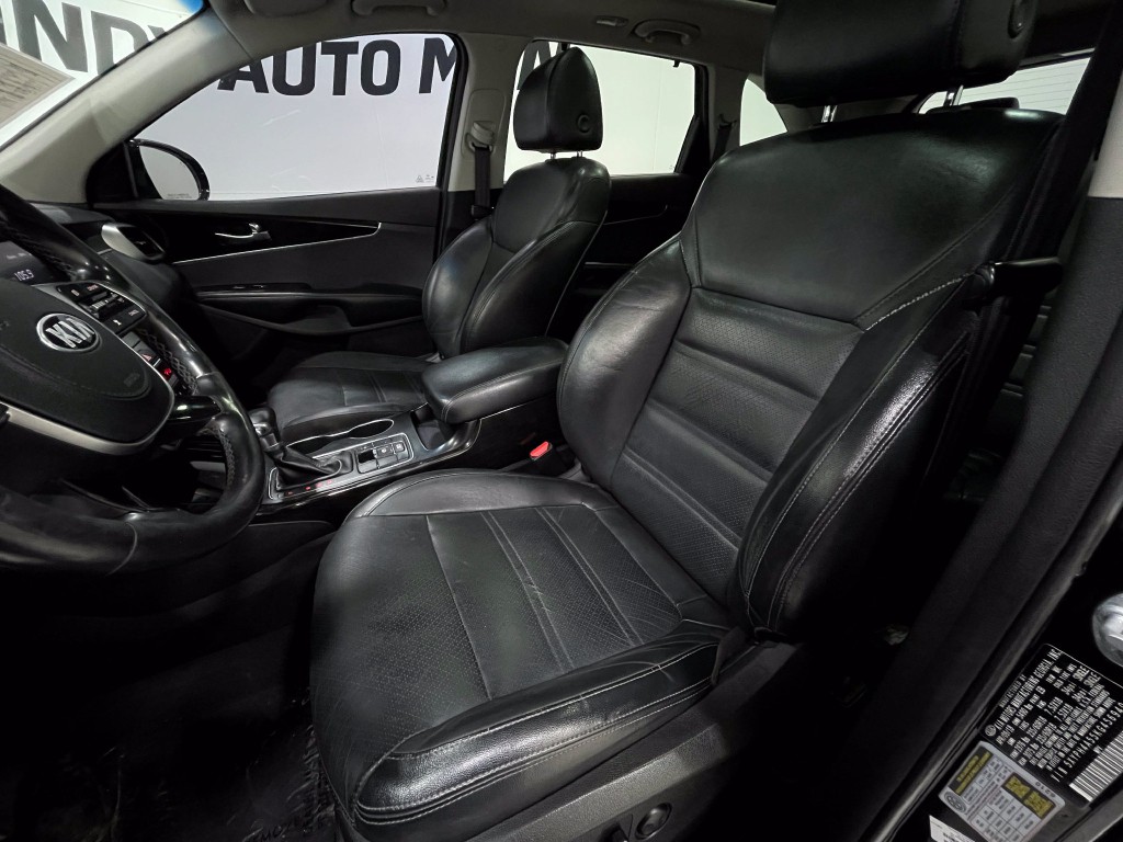 2019 Kia Sorento Image 14