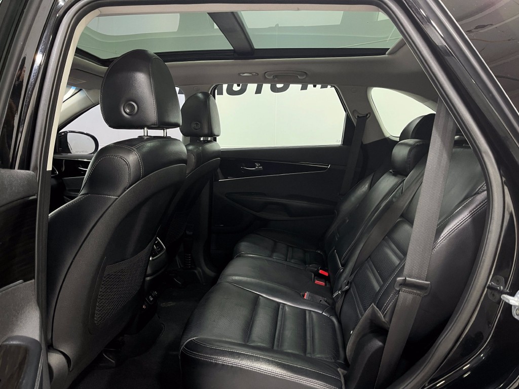 2019 Kia Sorento Image 30