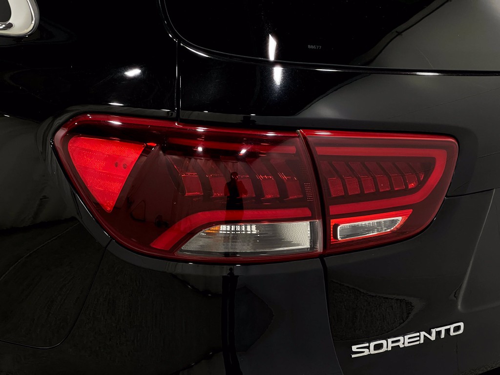 2019 Kia Sorento Image 34