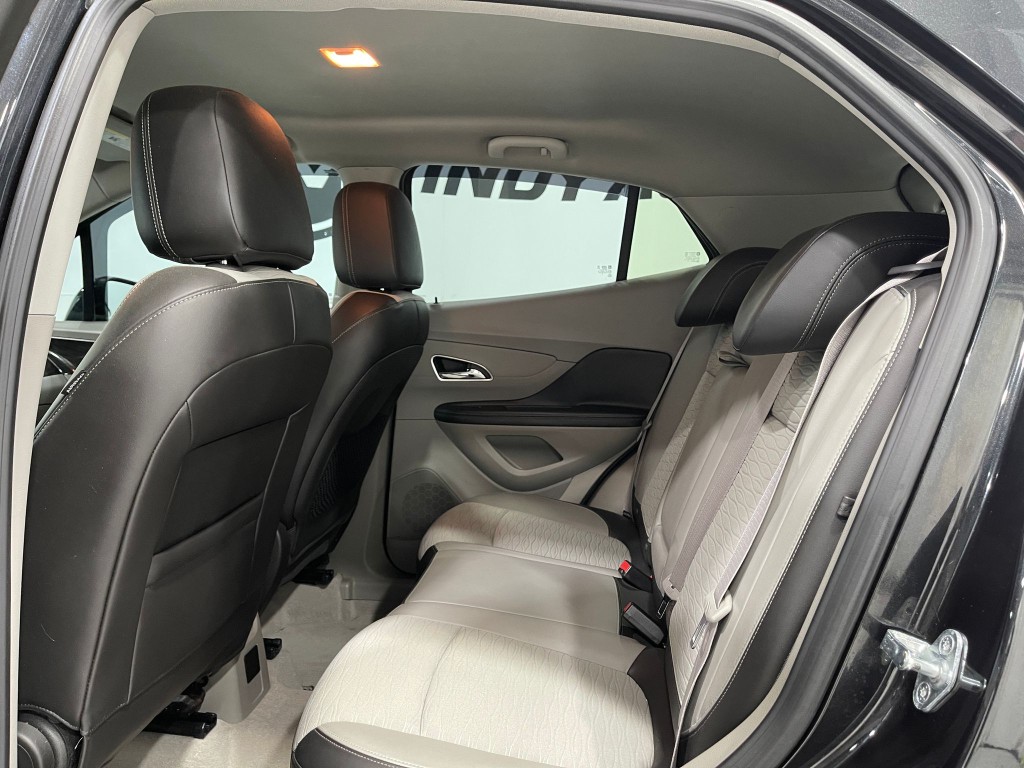 2015 Buick Enclave Image 28