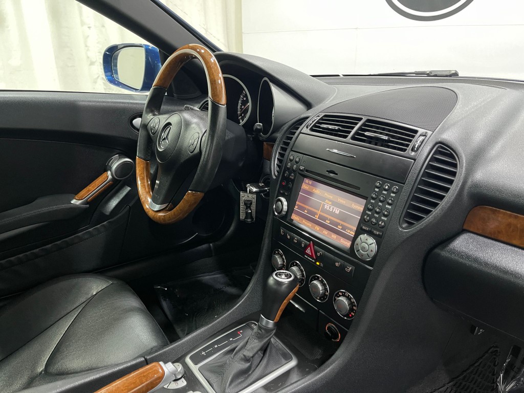 2009 Mercedes-Benz SLK-Class Image 17