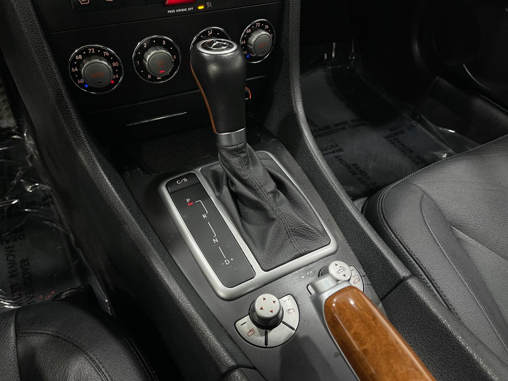 2009 Mercedes-Benz SLK-Class Image 26