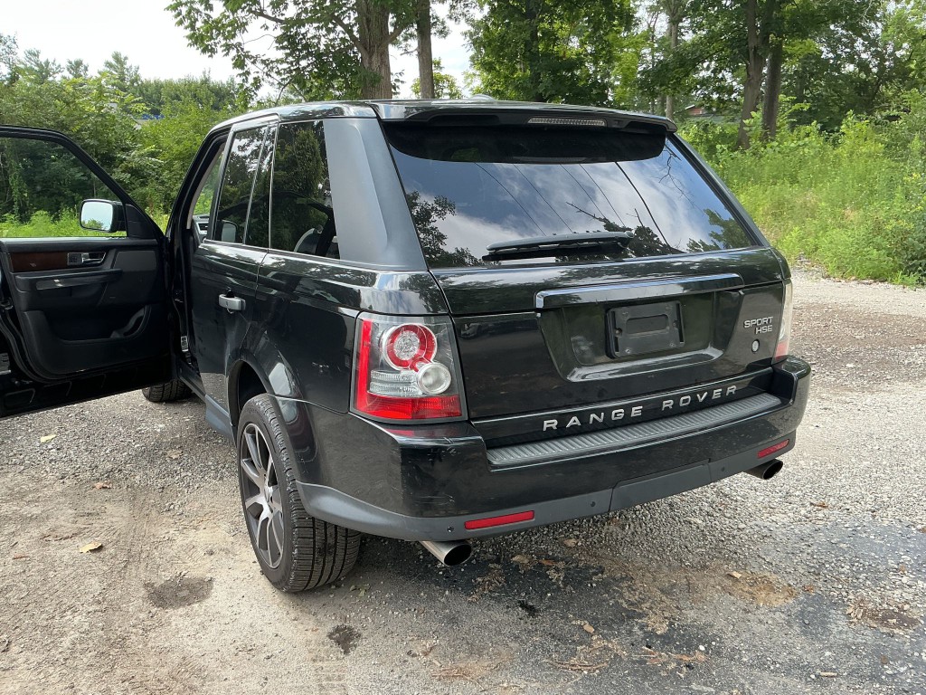 2011 Land Rover Range Rover Sport Image 4