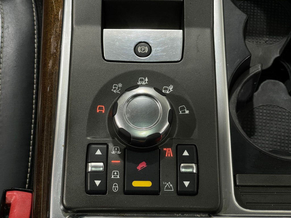 2011 Land Rover Range Rover Sport Image 30