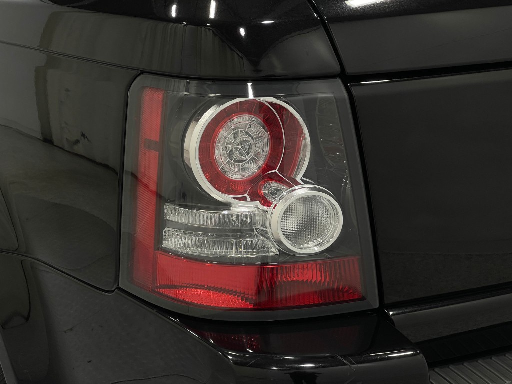 2011 Land Rover Range Rover Sport Image 35