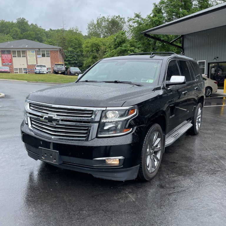 2015 Chevrolet Tahoe Image 2