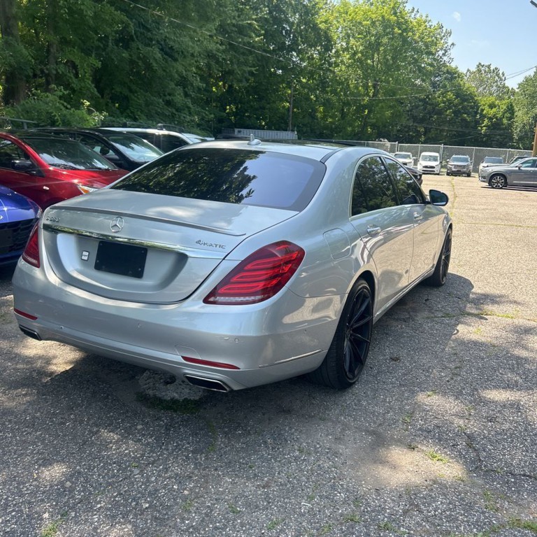 2015 Mercedes-Benz S-Class Image 3