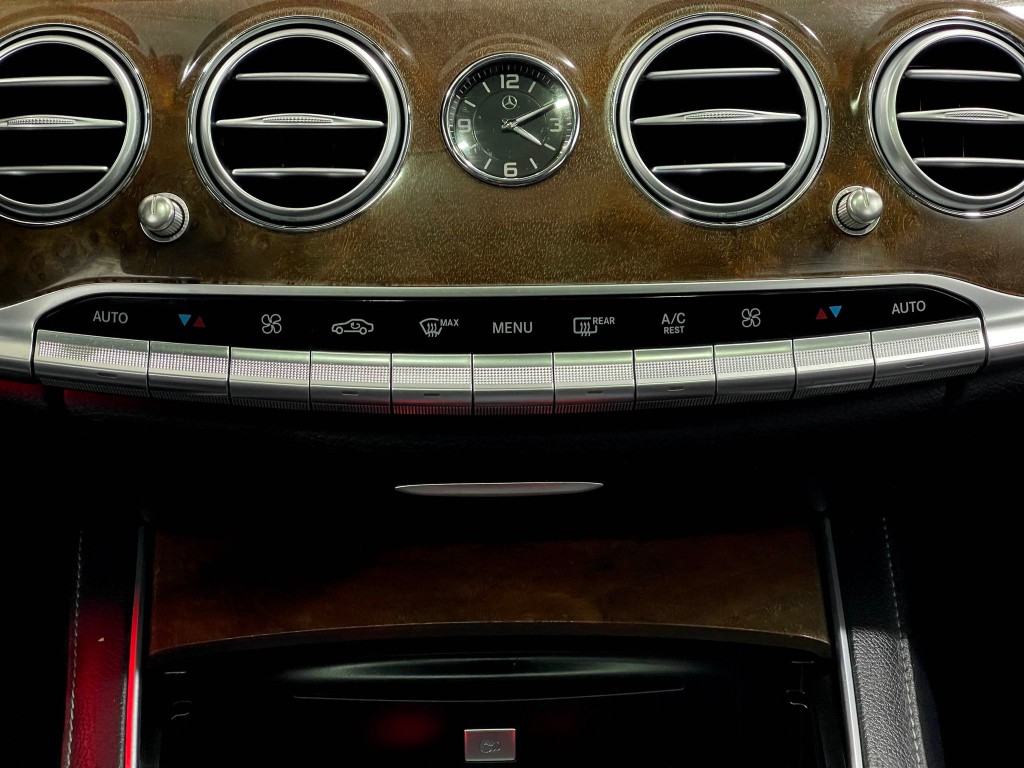 2015 Mercedes-Benz S-Class Image 24