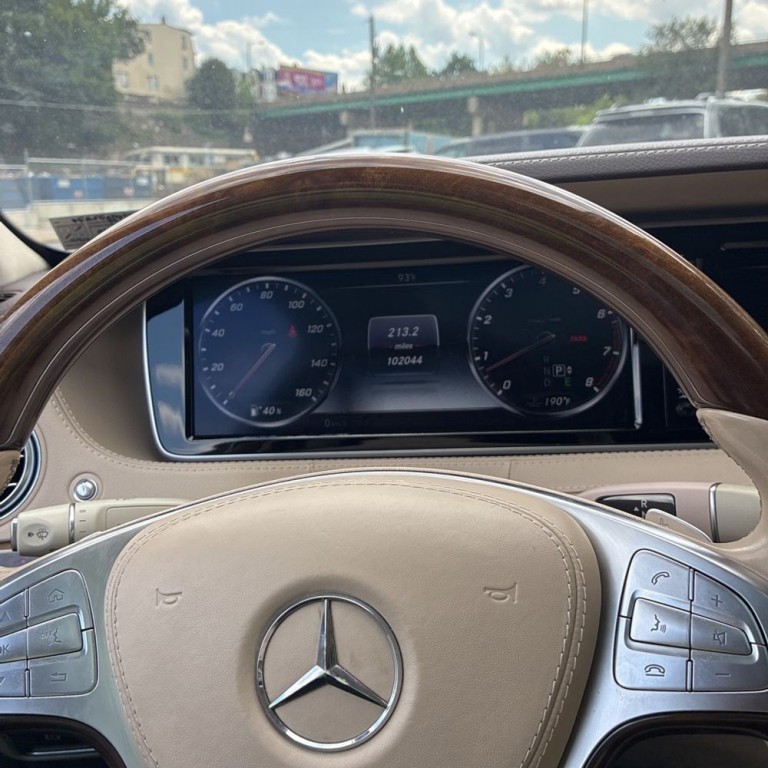 2015 Mercedes-Benz S-Class Image 12