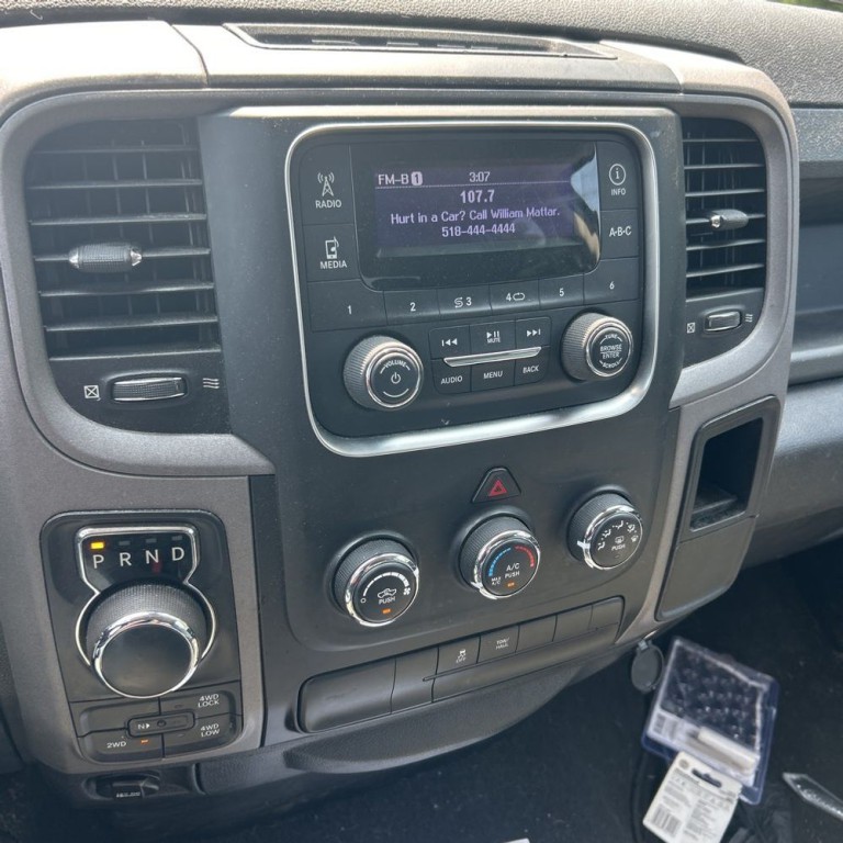 2016 RAM 1500 Image 9