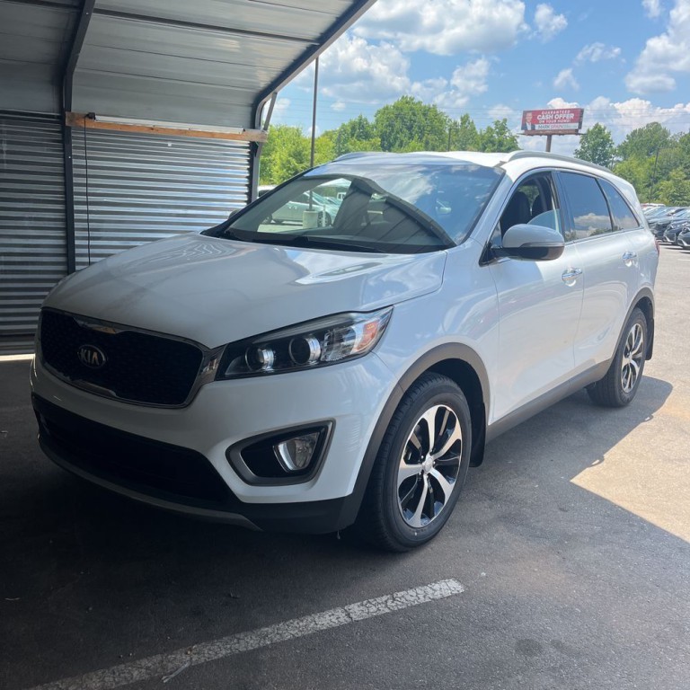 2016 Kia Sorento Image 2