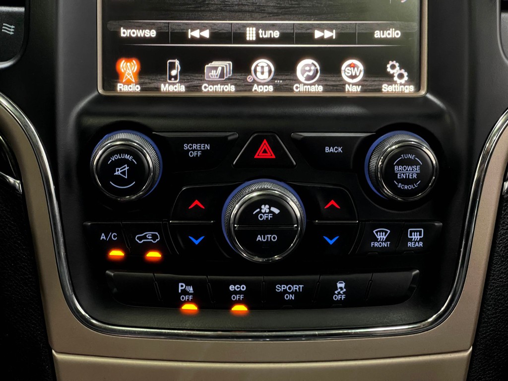 2017 Jeep Grand Cherokee Image 24