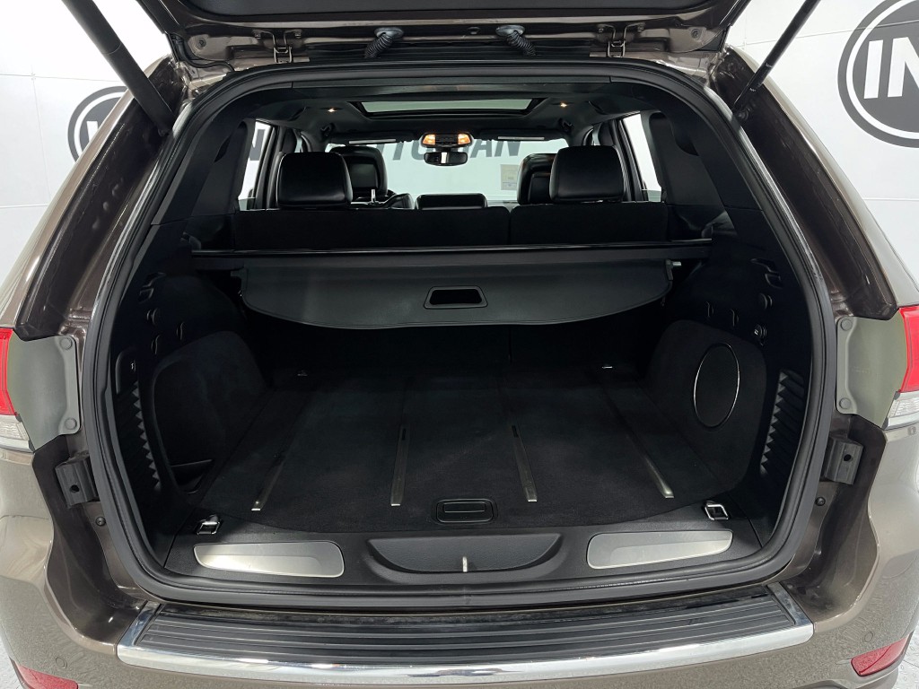 2017 Jeep Grand Cherokee Image 25