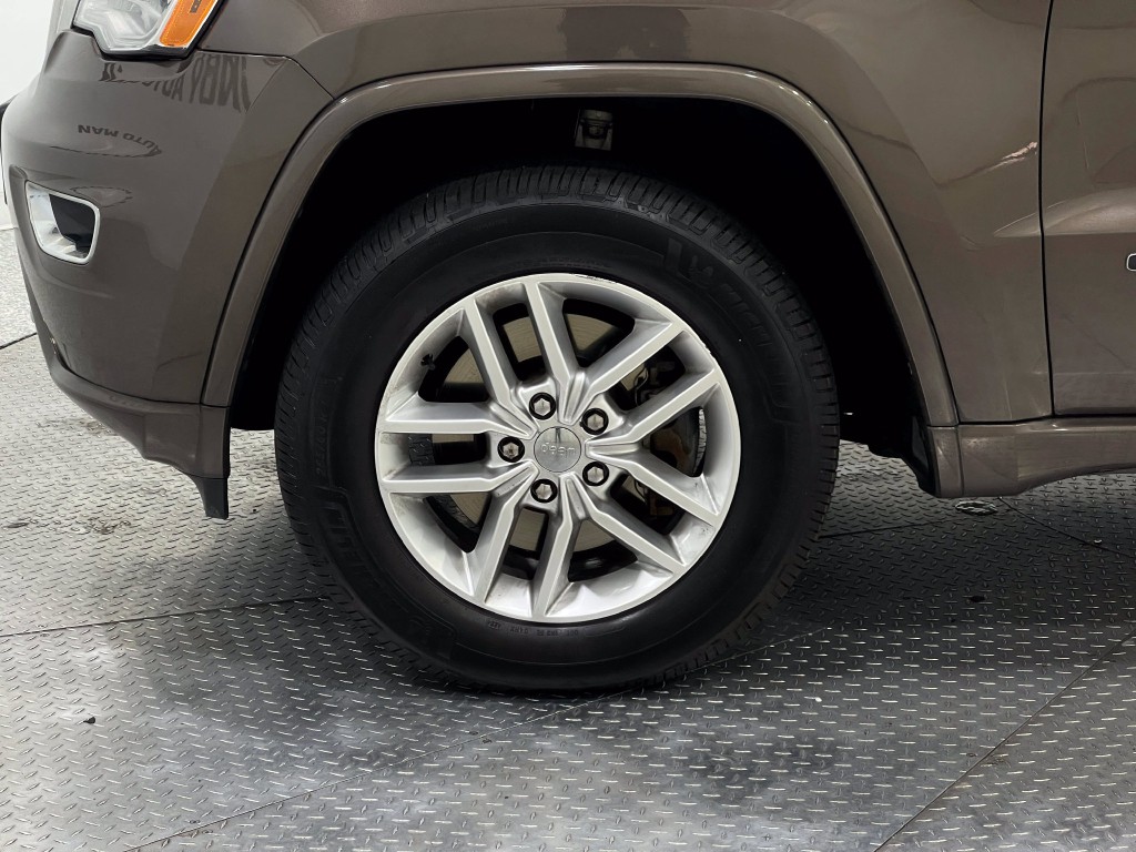 2017 Jeep Grand Cherokee Image 34