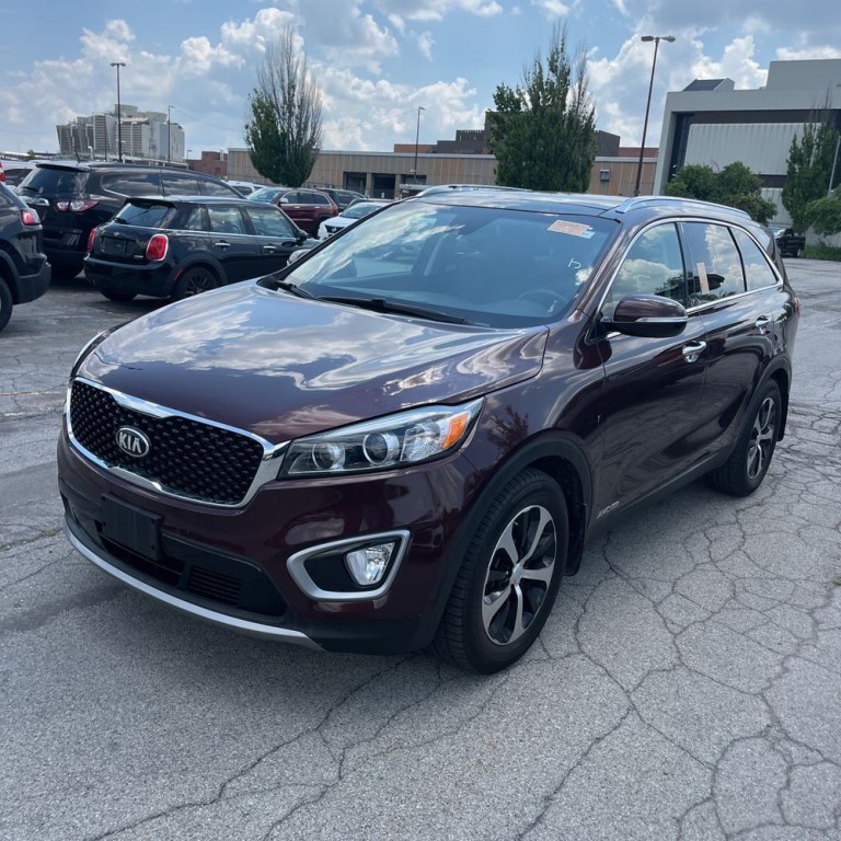 2017 Kia Sorento Image 2