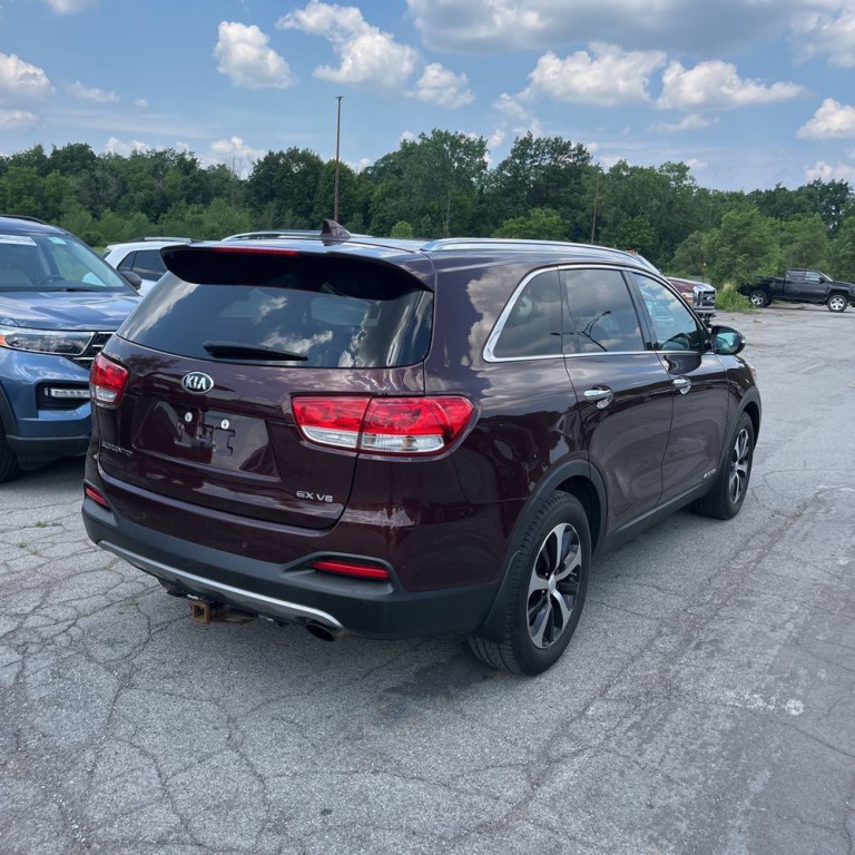 2017 Kia Sorento Image 3