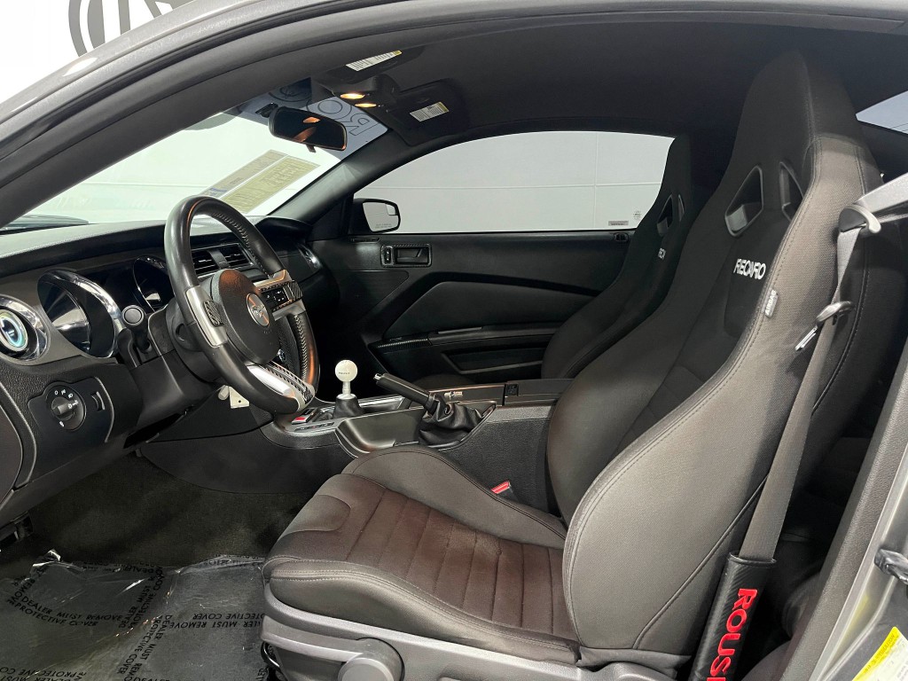 2013 Ford Mustang Image 10