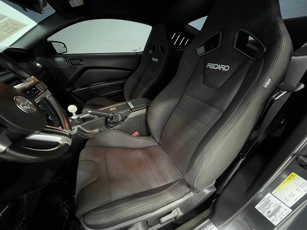 2013 Ford Mustang Image 11