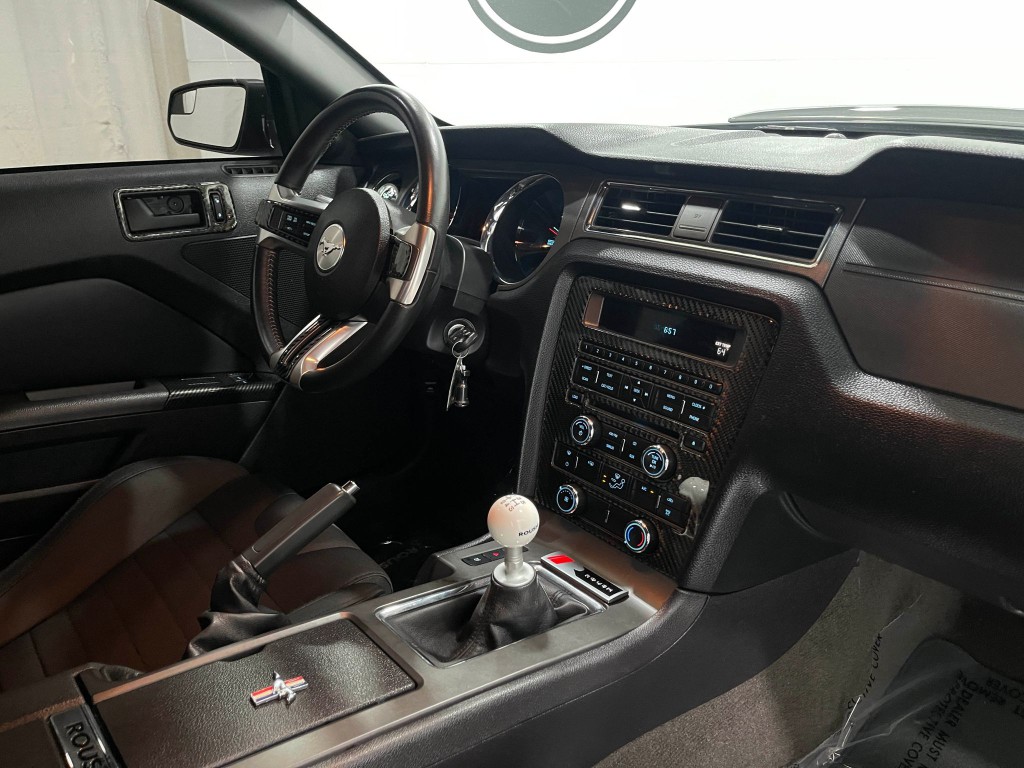 2013 Ford Mustang Image 17