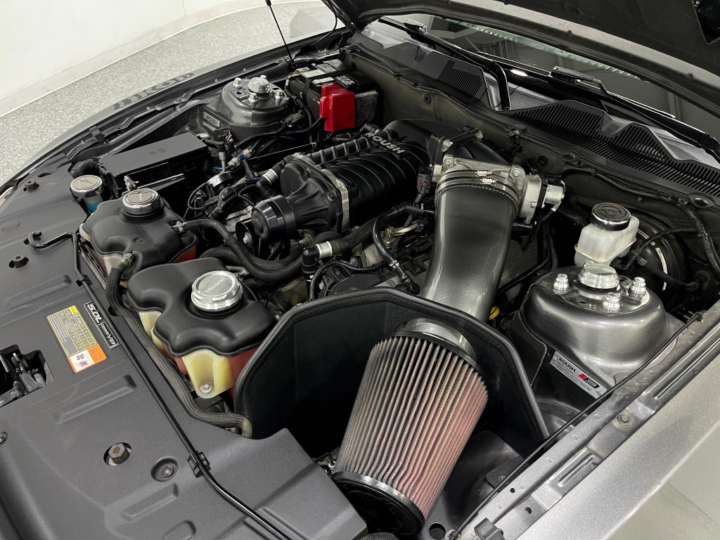 2013 Ford Mustang Image 25