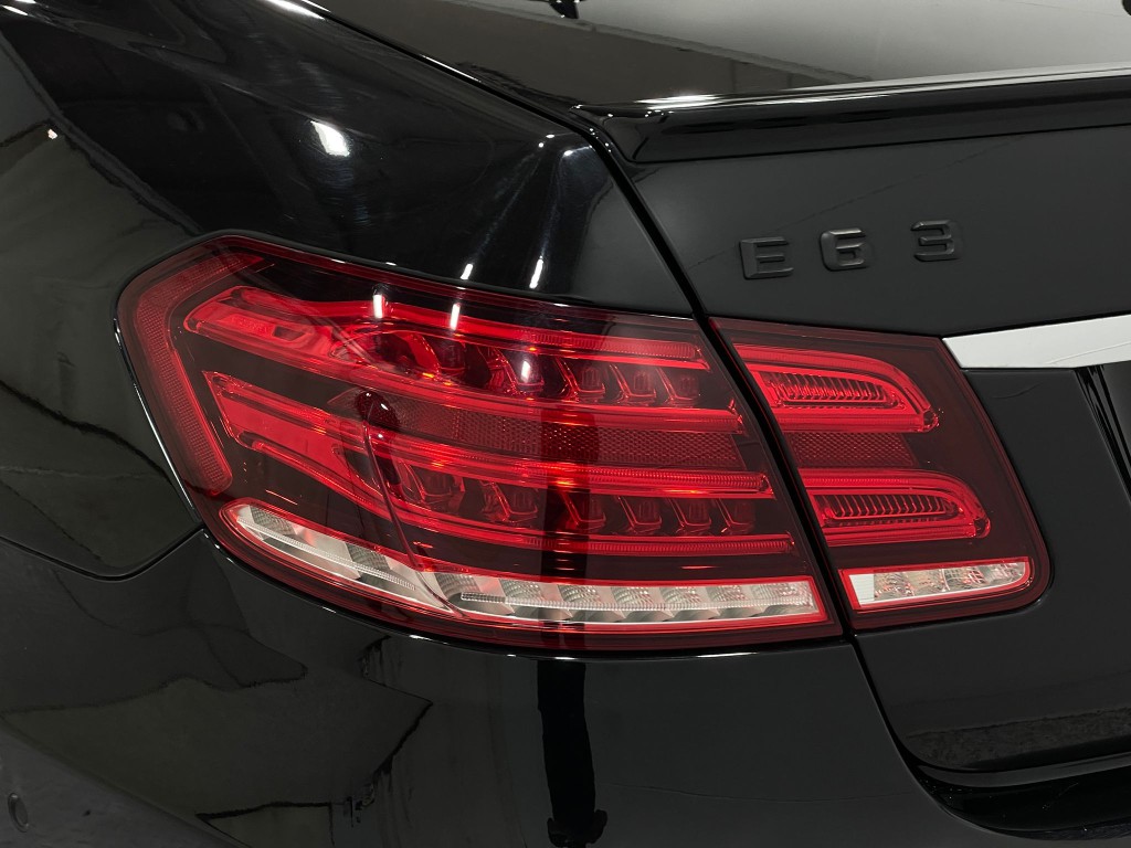 2015 Mercedes-Benz E-Class Image 34