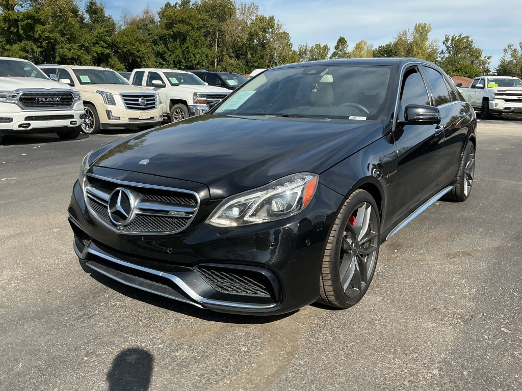 2015 Mercedes-Benz E-Class Image 2