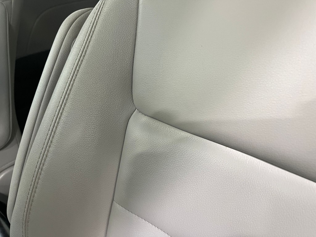 2017 Toyota Sienna Image 17