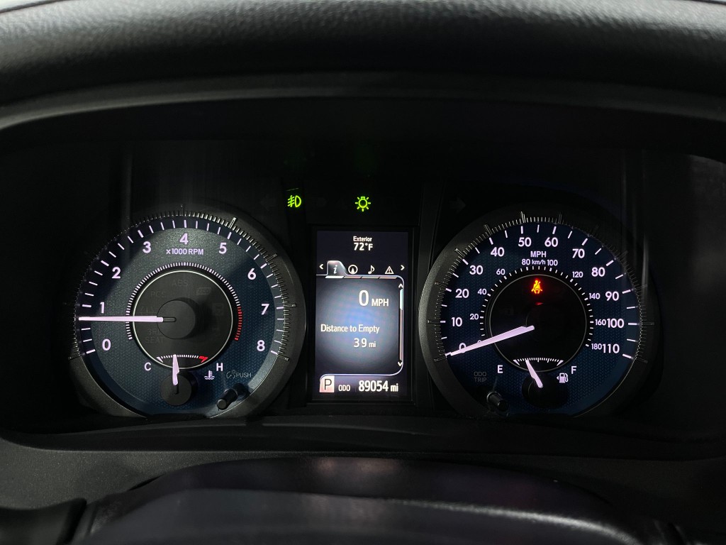 2017 Toyota Sienna Image 22