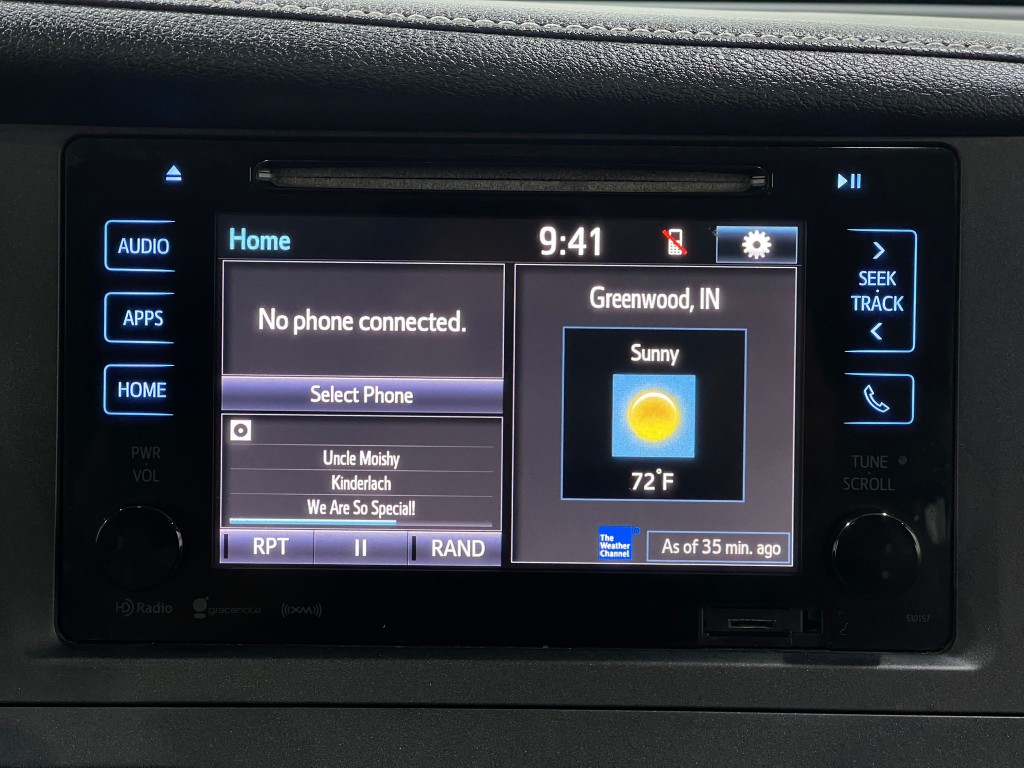 2017 Toyota Sienna Image 23
