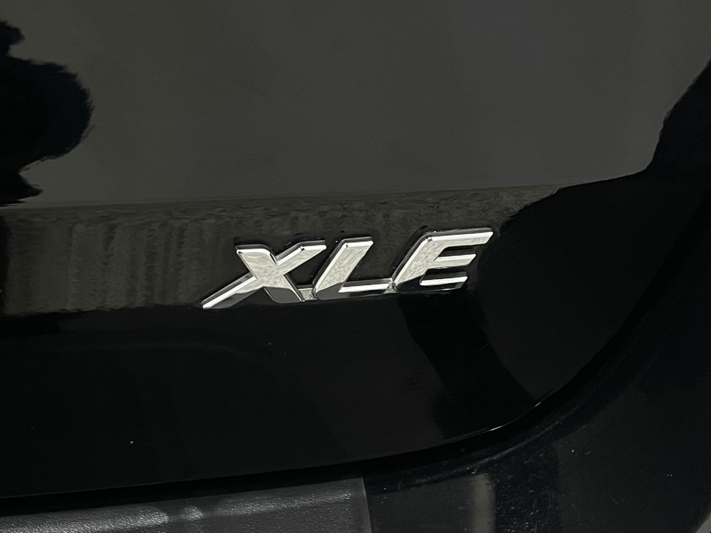 2017 Toyota Sienna Image 41