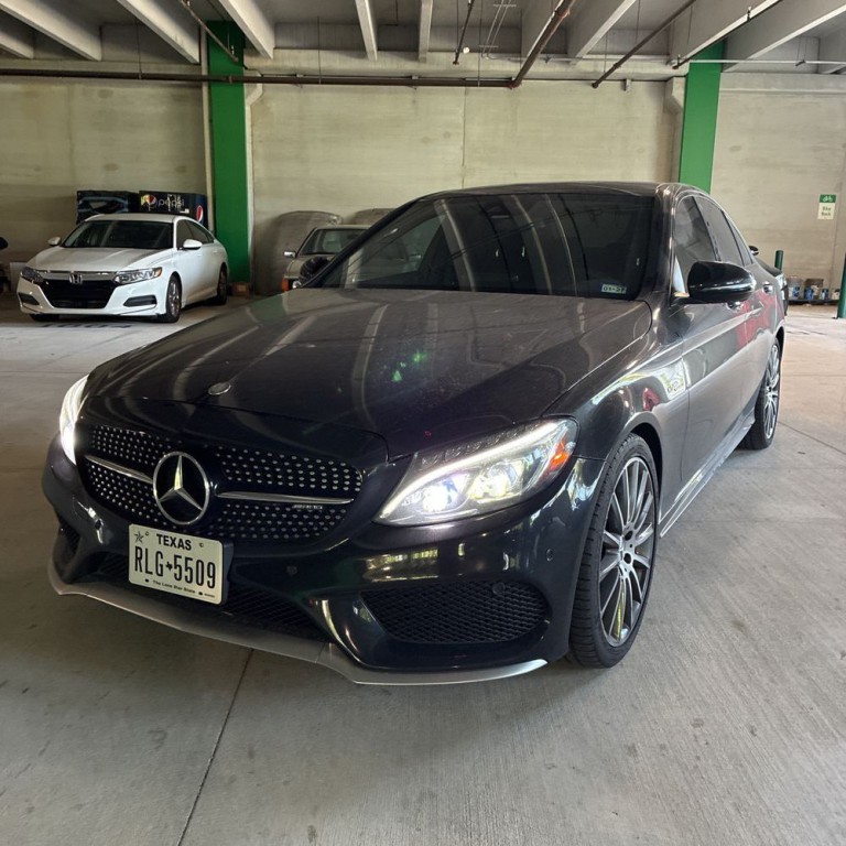 2017 Mercedes-Benz C-Class Image 2
