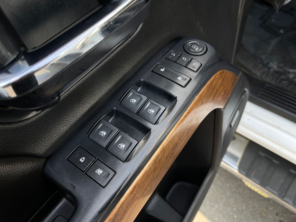 2018 Chevrolet Silverado 1500 Image 14