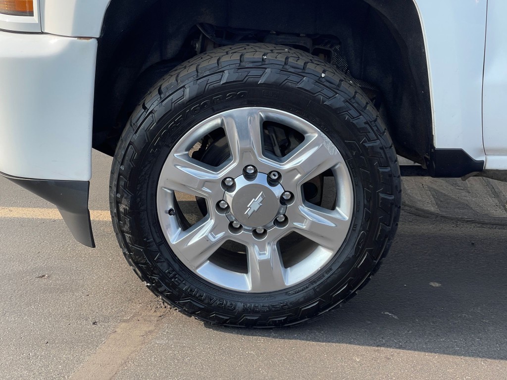 2018 Chevrolet Silverado 1500 Image 32