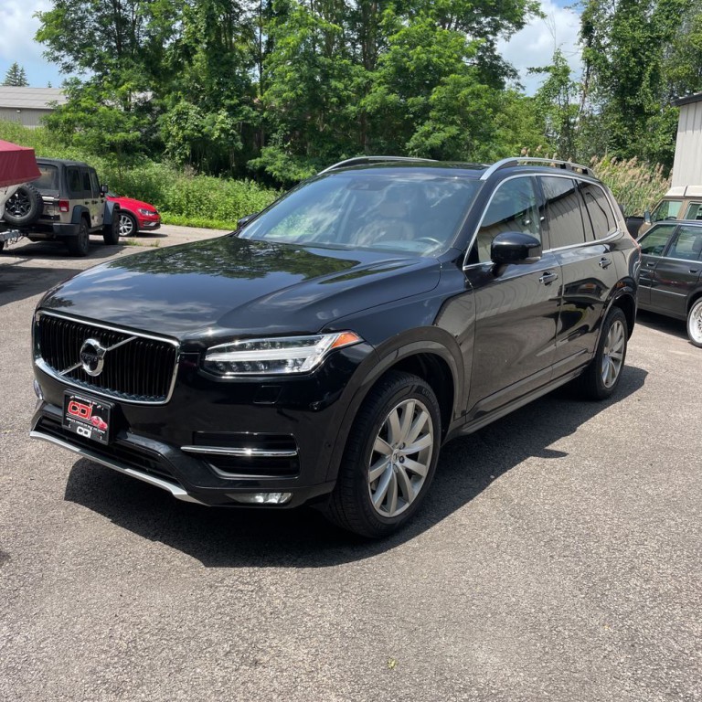 2018 Volvo XC90 Image 2
