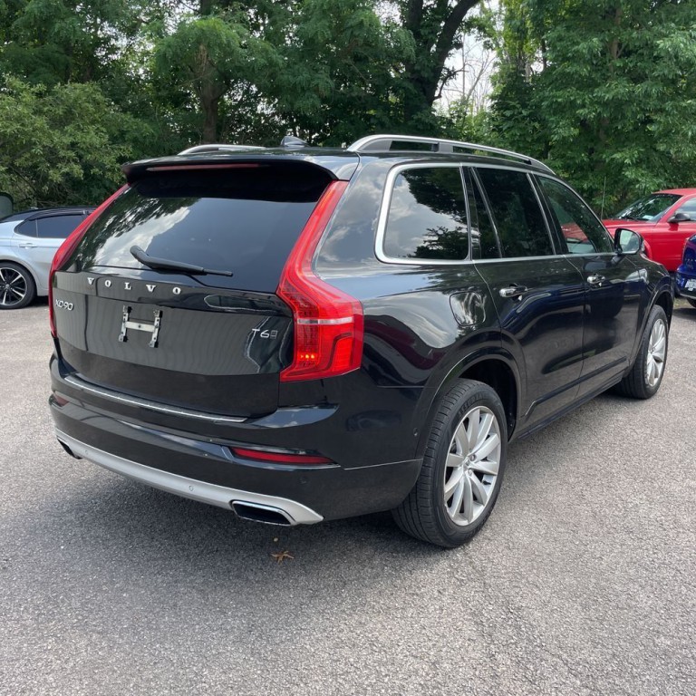 2018 Volvo XC90 Image 3