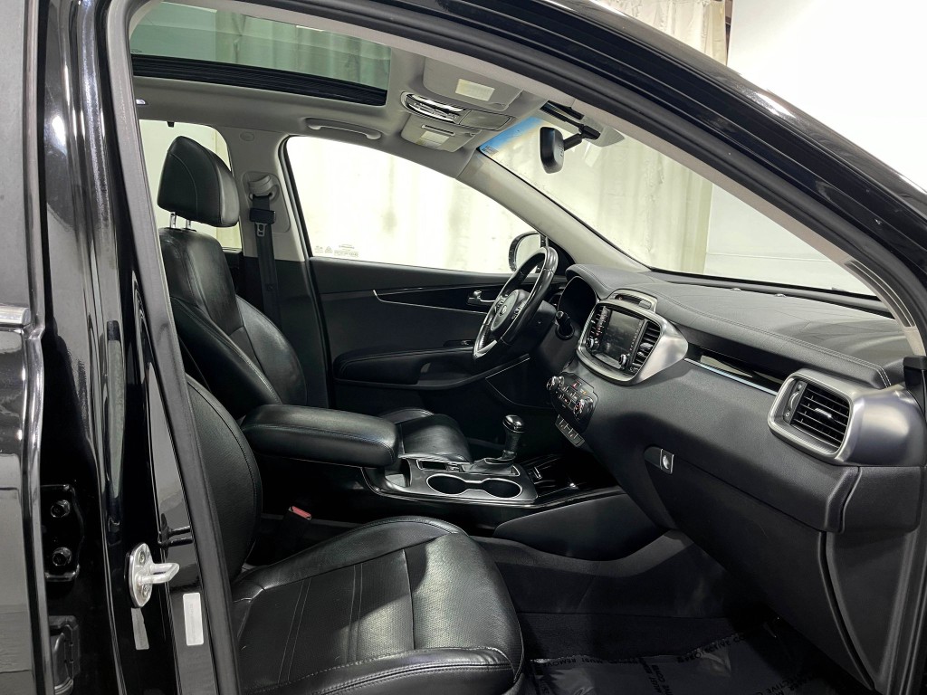 2017 Kia Sorento Image 34