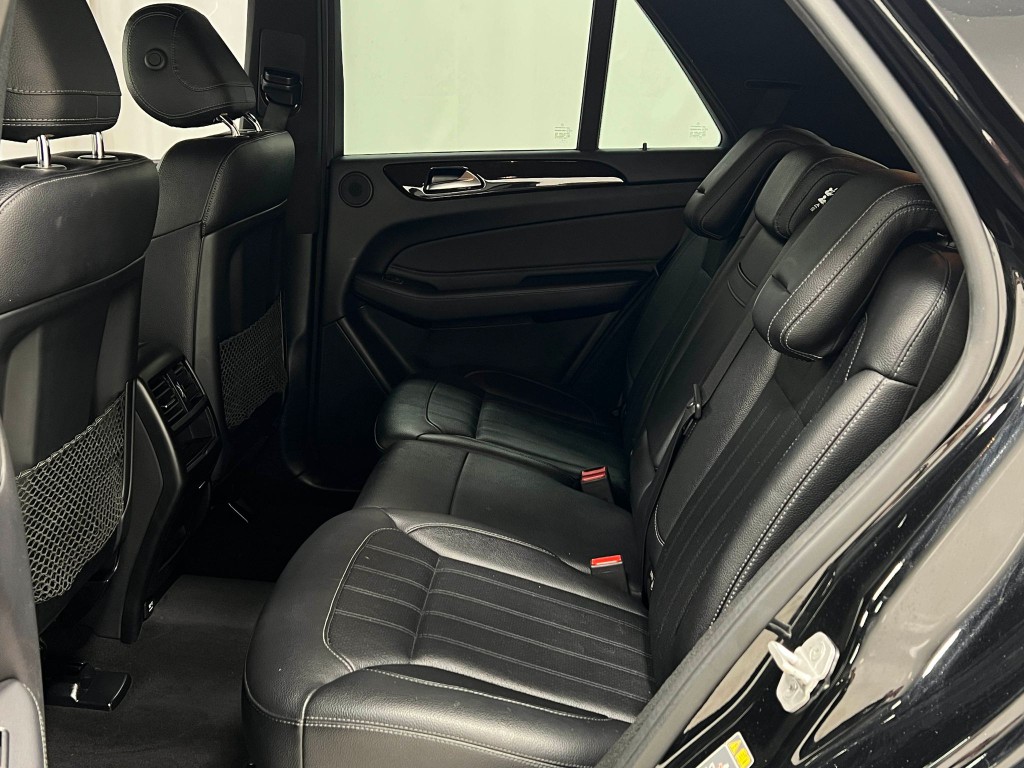 2016 Mercedes-Benz GLE-Class Image 30