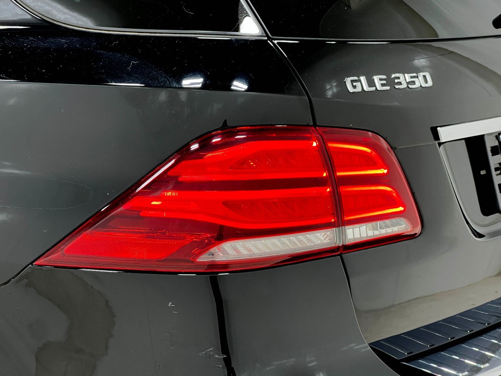 2016 Mercedes-Benz GLE-Class Image 34